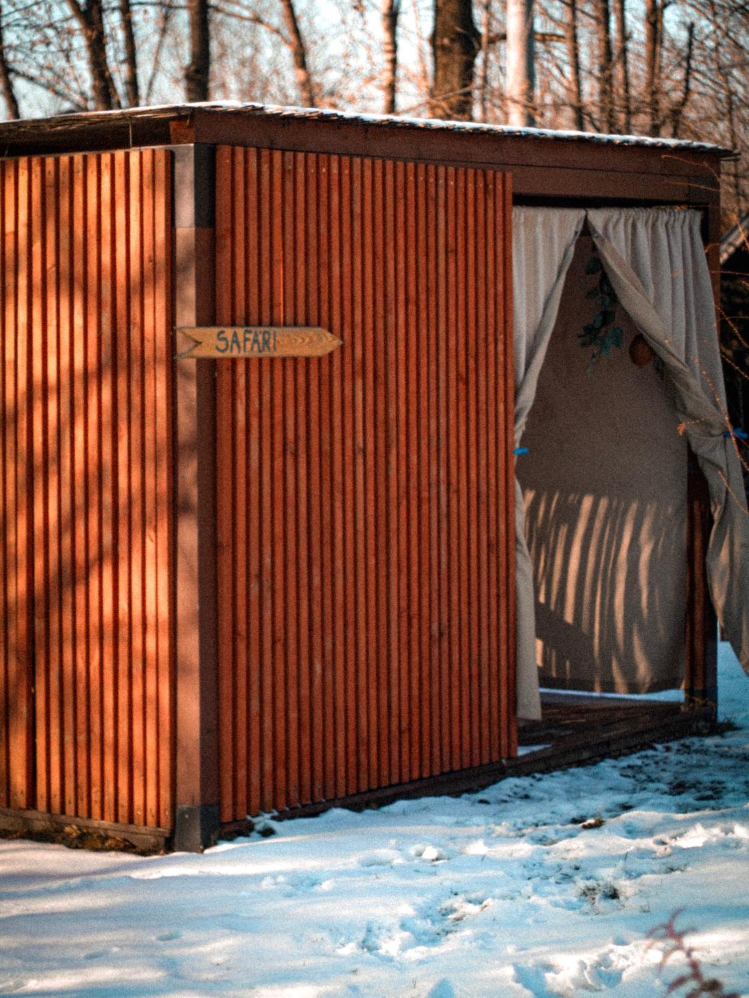Aloha Glamp - Okragle Domki Przy Rzece - Balia I Sauna - Energylandia Zagornik Buitenkant foto