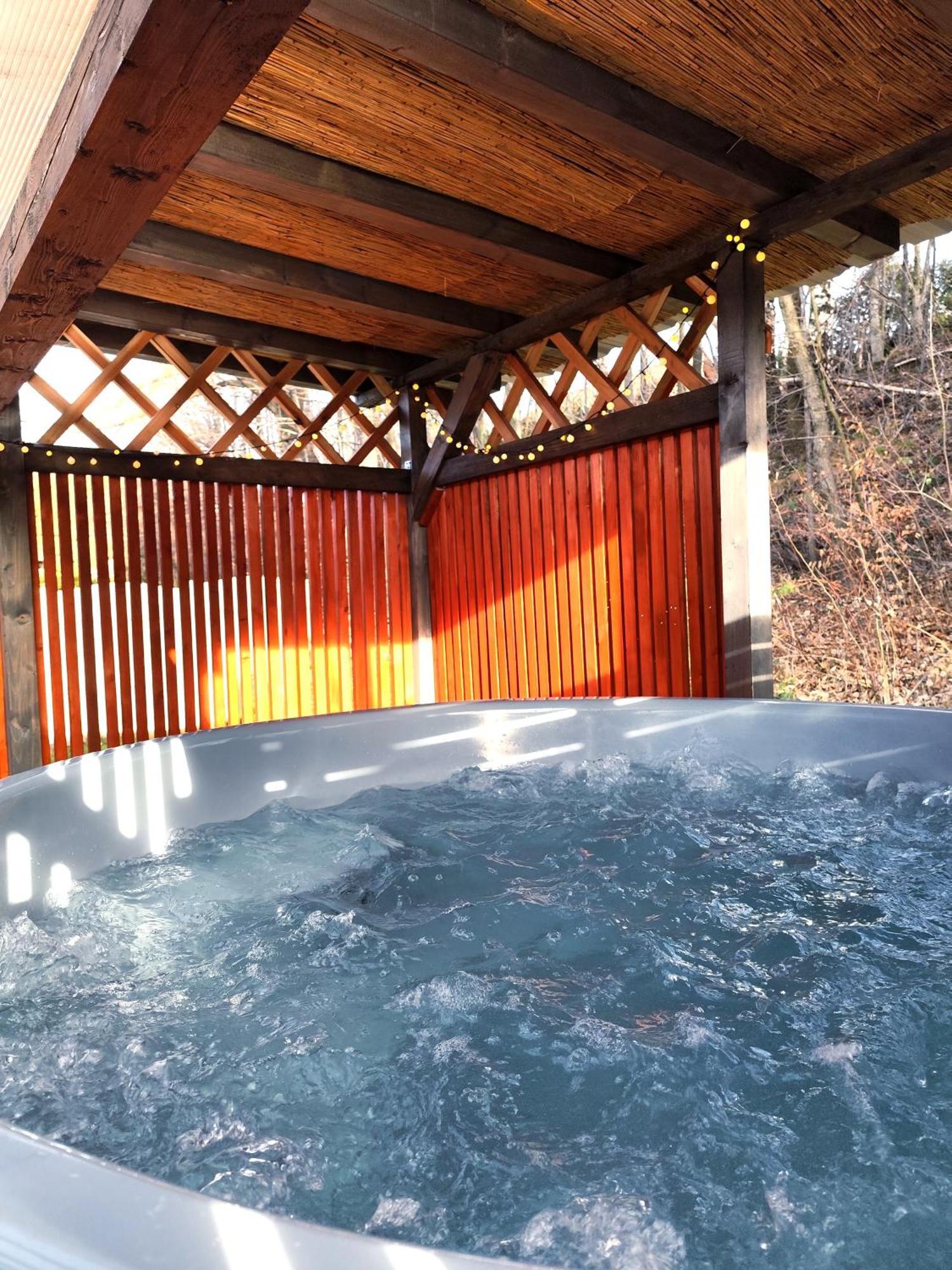 Aloha Glamp - Okragle Domki Przy Rzece - Balia I Sauna - Energylandia Zagornik Buitenkant foto